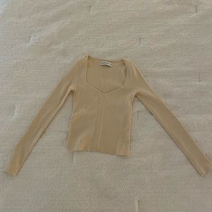 Abercrombie sweetheart sweater top